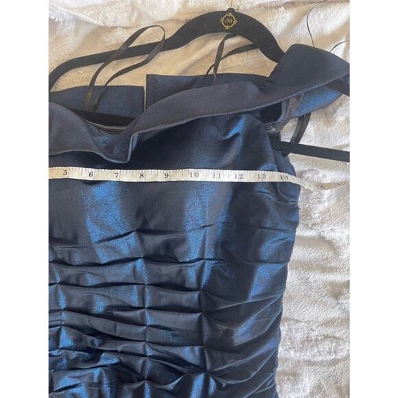 La Femme Ruched Navy Blue Off The Shoulder Metallic Shimmer Jersey Gown 10 NWOT - Picture 3 of 4